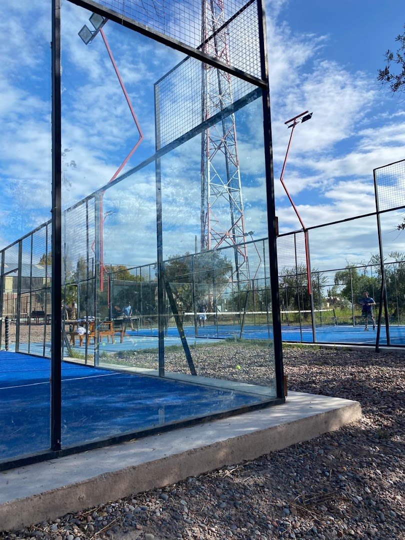 Coquimbito.padel y futbol, Maipú