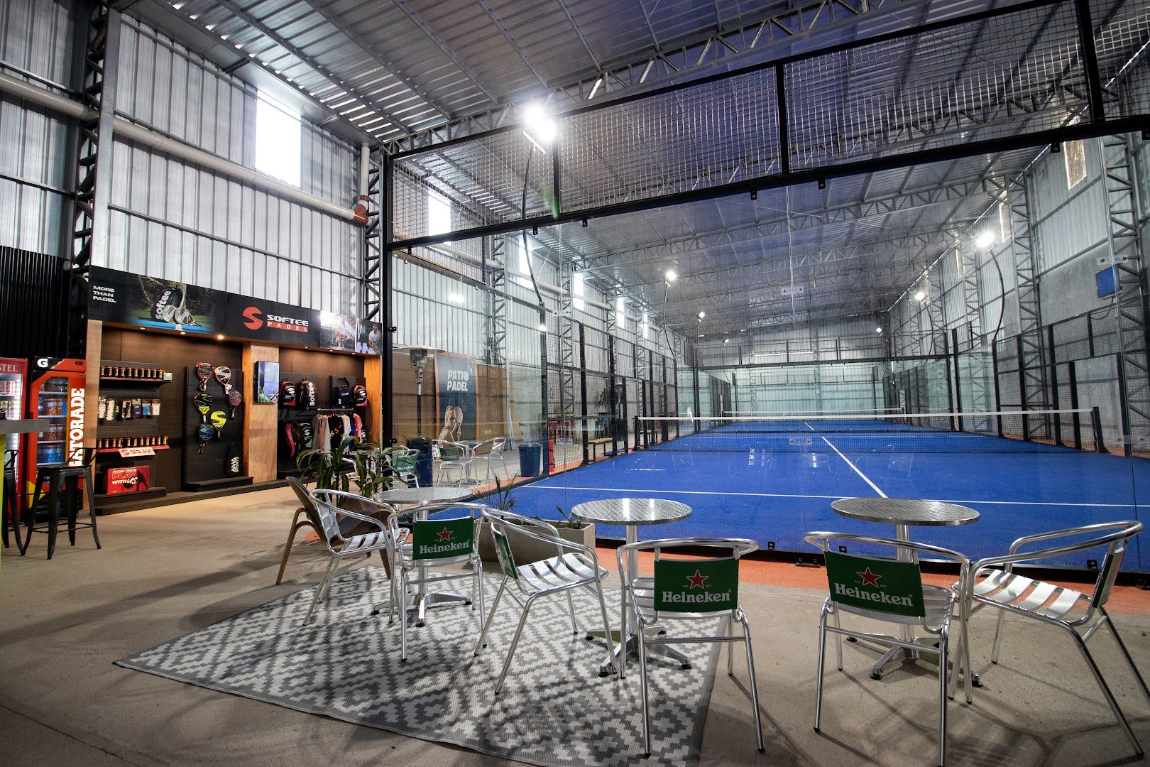 Patio Padel, Barrio Parque Rivera