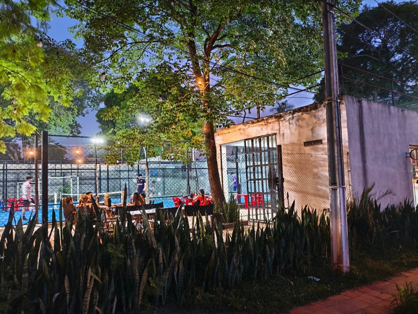 Premium Padel, Lambaré